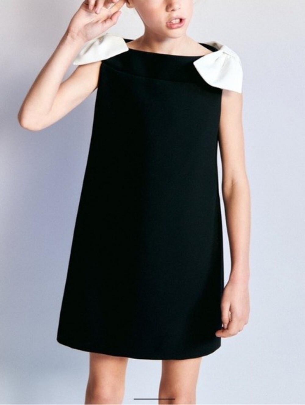 Zara black and white dress with bows size 7